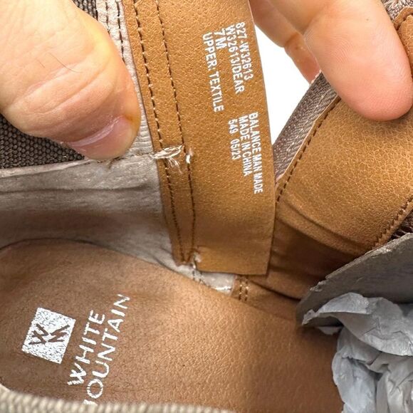 White Mountain Women Dear Chelsea Booties Sand Platform Heel Zip Cushioned  7 - Picture 9 of 10